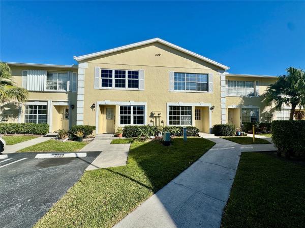 The Charter Club Of Palm Beach, 222 Foxtail Dr #E, Greenacres, Florida 33415, image 1