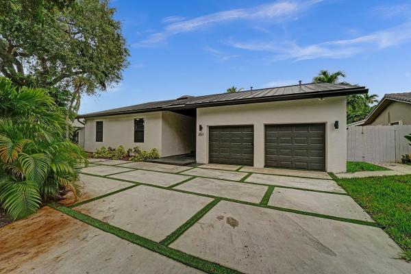 Lakes Of Emerald Hills, 3501 N Park Rd, Hollywood, Florida 33021, image 1