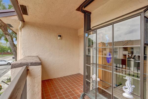 Meadowridge, 2347 SW 15th St #68, Deerfield Beach, Florida 33442, image 3