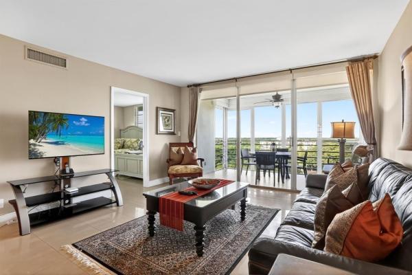 Oaks Lane At Palm-Aire, 605 Oaks Dr #1008, Pompano Beach, Florida 33069, image 1