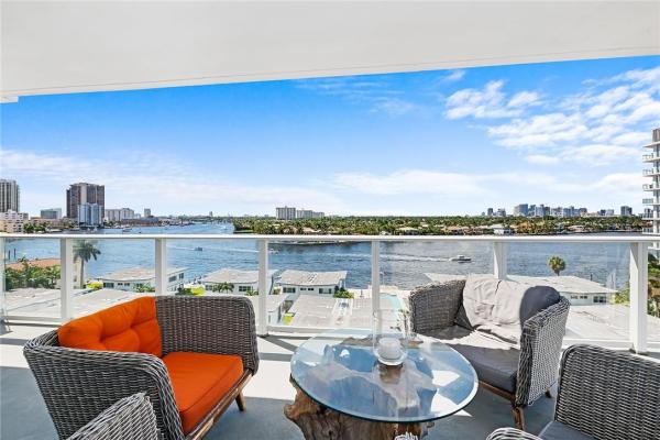 Tiffany House, 401 N Birch Rd #708, Fort Lauderdale, Florida 33304, image 1