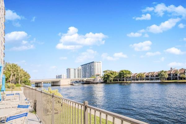 Voyager, 2900 NE 14th Street Cswy #1008, Pompano Beach, Florida 33062, image 1