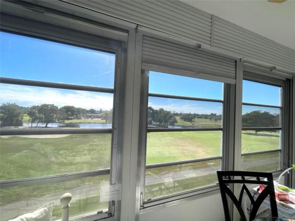 Palm Springs 2, 7640 NW 18th St #401, Margate, Florida 33063, image 1