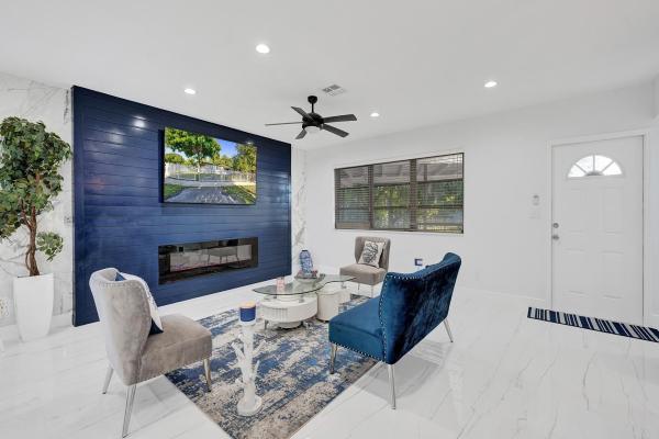 18600 NW 11th Rd, Miami, Florida 33169, image 1