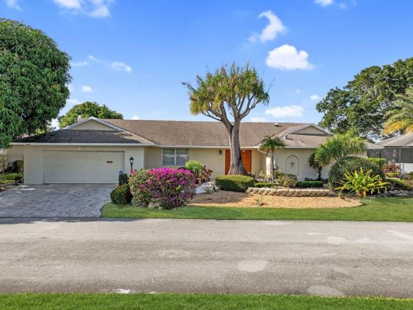 The Woodlands, 6207 Royal Poinciana Ln, Tamarac, Florida 33319, image 1