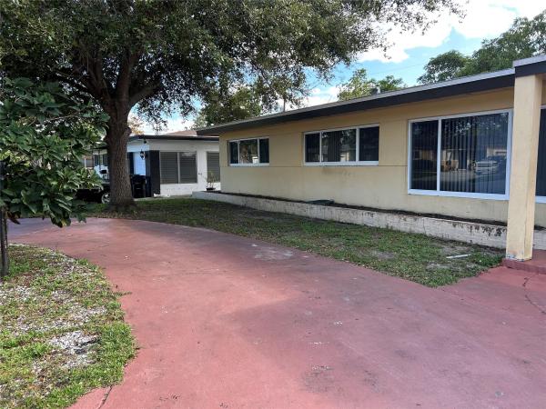 Melrose Park, 701 W Evanston Cir, Fort Lauderdale, Florida 33312, image 1