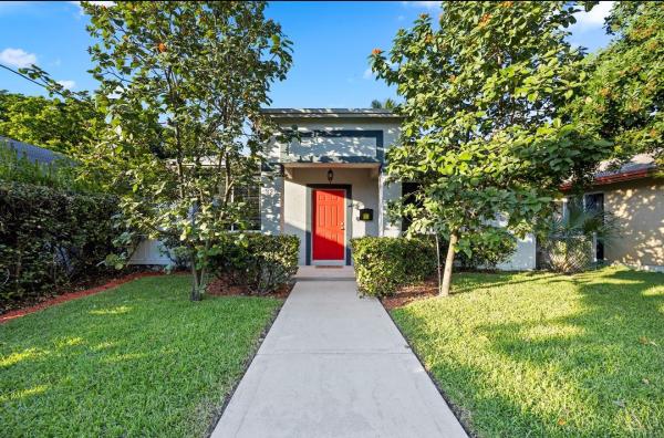 325 NE 34th St, Oakland Park, Florida 33334, image 1