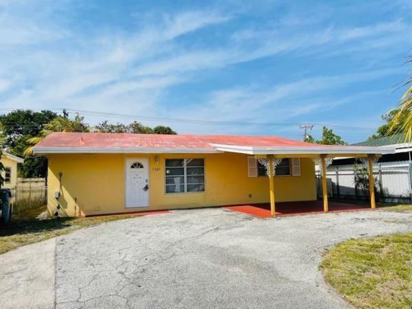 North Pompano Beach, 1309 NE 39th St, Pompano Beach, Florida 33064, image 1