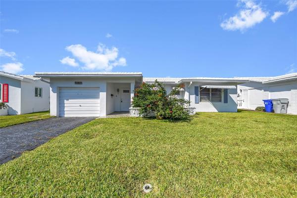 Leisureville, 2851 W Golf Blvd, Pompano Beach, Florida 33064, image 1
