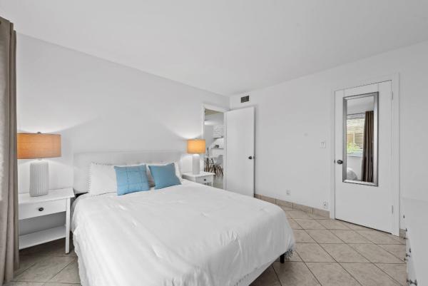 Harbordale, 1000 SE 15th St #103, Fort Lauderdale, Florida 33316, image 1