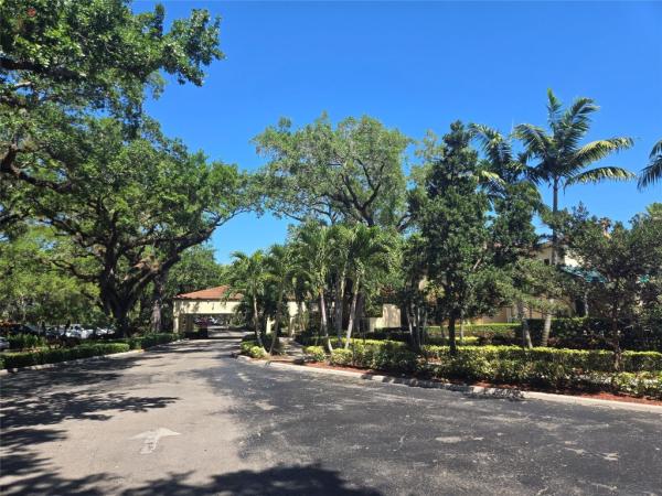 Sabal Palm Of Pine Island Ridge, 9531 Seagrape Dr #205, Davie, Florida 33324, image 1