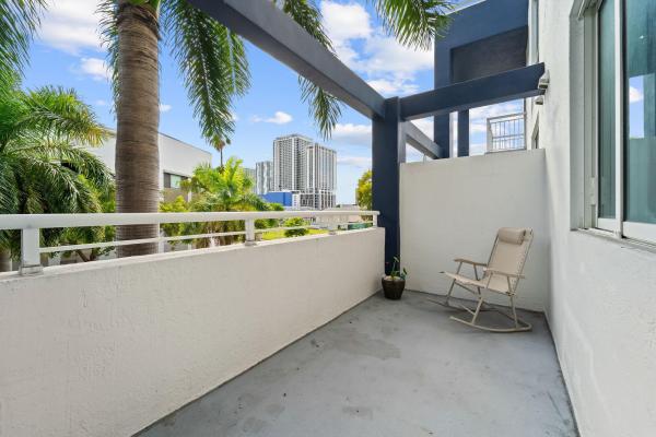 1800 Biscayne Plaza, 275 NE 18th St #202, Miami, Florida 33132, image 2