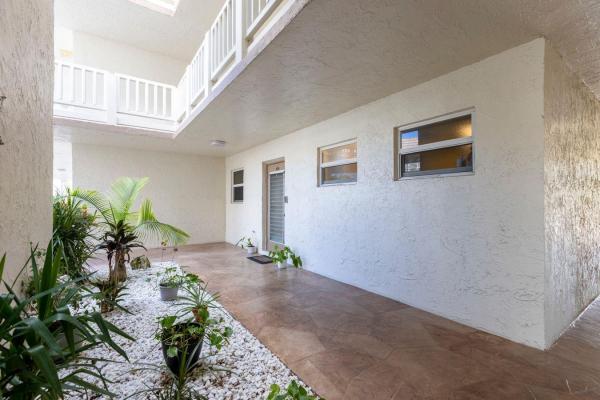 Royal Park Gardens 3, 6850 Royal Palm Blvd #106G, Margate, Florida 33063, image 3
