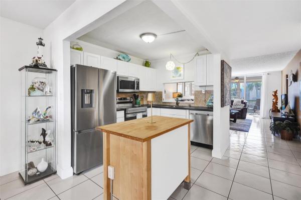 Island Club, 777 S Federal Hwy #103-L, Pompano Beach, Florida 33062, image 1