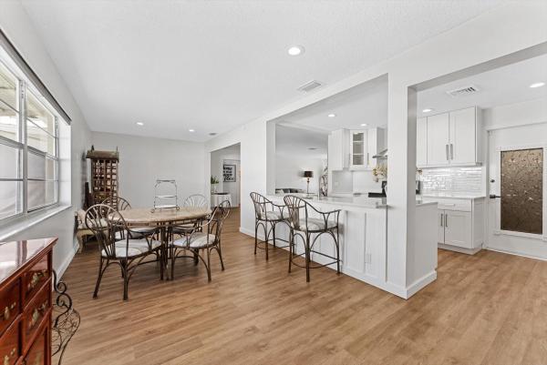 Palm Beach Leisureville, 1001 SW 6th Ave, Boynton Beach, Florida 33426, image 1