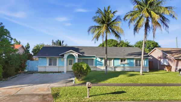 561 NE 38th St, Deerfield Beach, Florida 33064, image 1