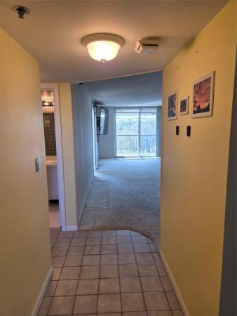 Rolling Hills Golf And Tennis Club, 3001 W Rolling Hills Cir #507, Davie, Florida 33328, image 1