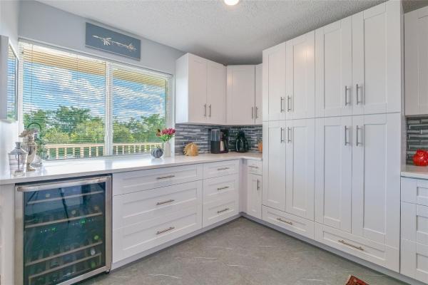 Sunrise Lakes 4, 10111 NW 24th Pl #307, Sunrise, Florida 33322, image 1