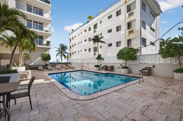 The Seasons, 209 N Fort Lauderdale Beach Blvd #7D, Fort Lauderdale, Florida 33304, image 1