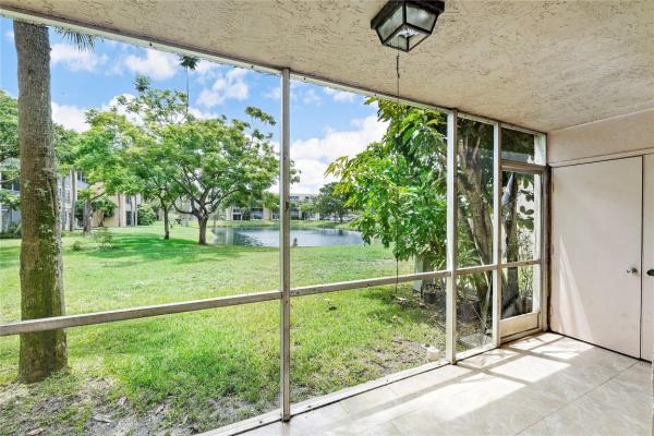 Cypress Chase North, 3141 NW 47th Ter #130, Lauderdale Lakes, Florida 33319, image 2