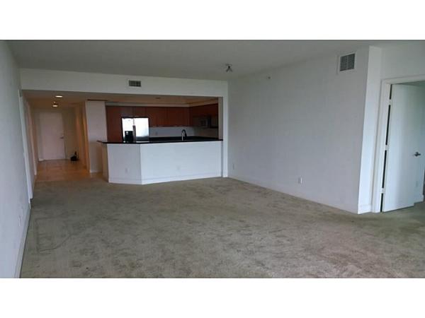One Fifty One At Biscayne, 14951 Royal Oaks Ln #1608, North Miami, Florida 33181, image 3