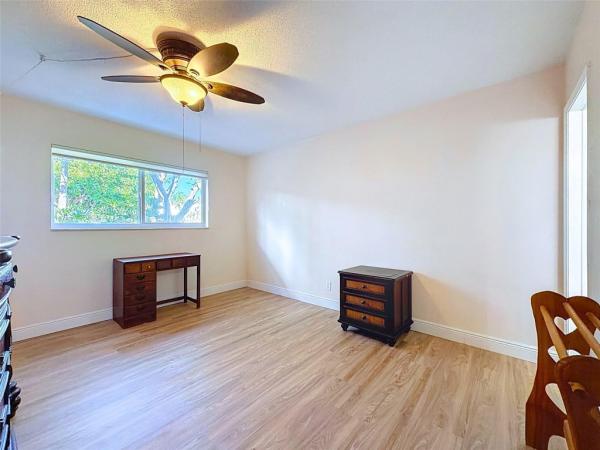 Lighthouse Point Gardens South, 2050 NE 39th St #110S, Lighthouse Point, Florida 33064, image 1