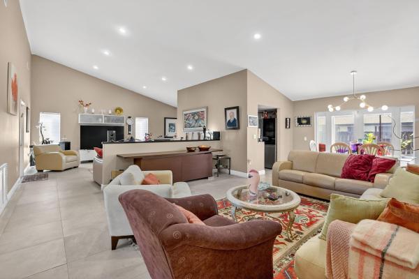 Woodbridge At Pembroke Lakes, 10120 Sheridan St #, Pembroke Pines, Florida 33026, image 1