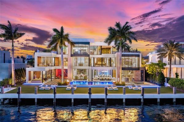 Laguna Isle, 2406 Laguna Dr, Fort Lauderdale, Florida 33316, image 1