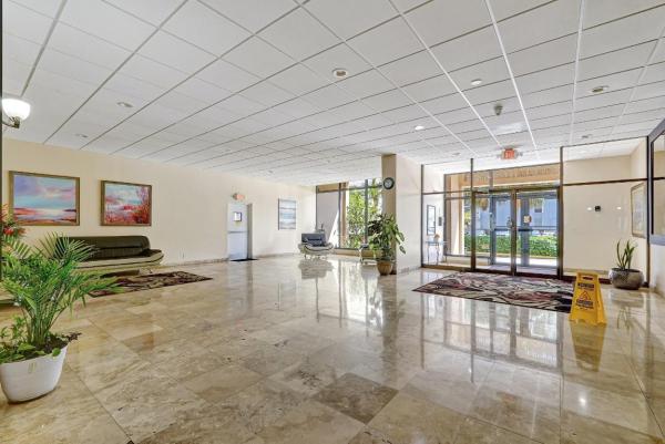 Golden Horn, 437 Golden Isles Dr #15G, Hallandale Beach, Florida 33009, image 2