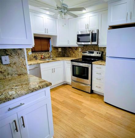 Hollybrook Golf & Tennis Club, 9411 N Hollybrook Lake Dr #209, Pembroke Pines, Florida 33025, image 1