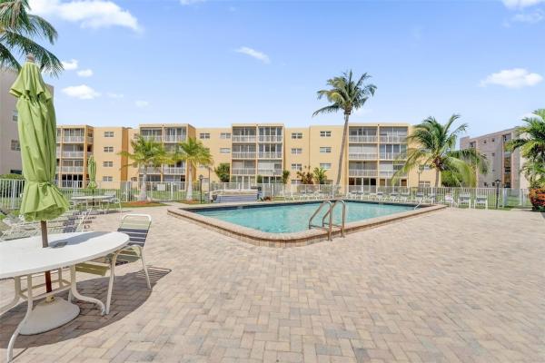 Meadowbrook Lakes, 1024 SE 3rd Ave #207, Dania Beach, Florida 33004, image 1