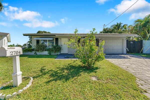 2704 NW 48th St, Tamarac, Florida 33309, image 1