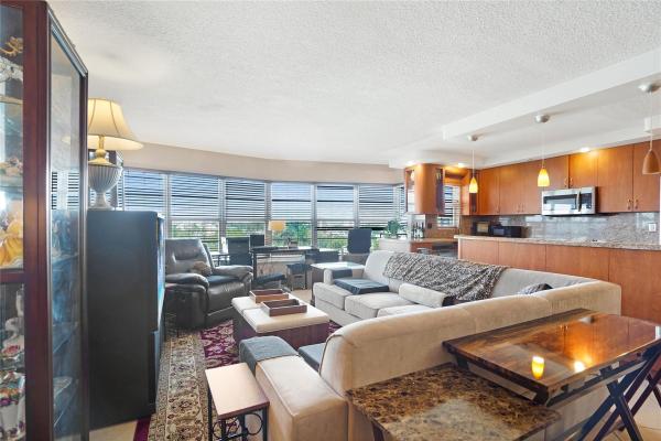 Country Club Towers, 2500 NE 48th Ln #608, Fort Lauderdale, Florida 33308, image 1