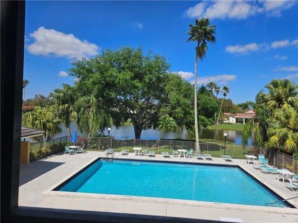 Waters Edge Of Coral Springs, 11453 NW 39th Ct #211, Coral Springs, Florida 33065, image 1
