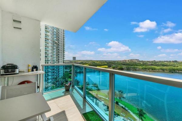 Tao Sawgrass, 2641 N Flamingo Rd #1105N, Sunrise, Florida 33323, image 2