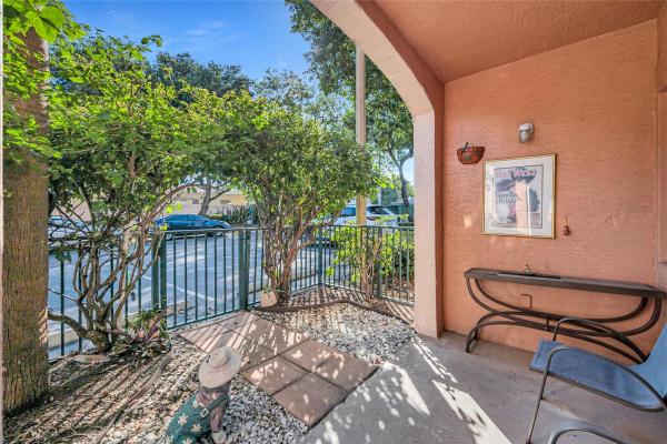 Village East, 2015 SE 10th Ave #101, Fort Lauderdale, Florida 33316, image 1