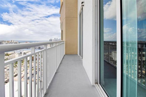 Duo East, 1755 E Hallandale Beach Blvd #PH02, Hallandale Beach, Florida 33009, image 1