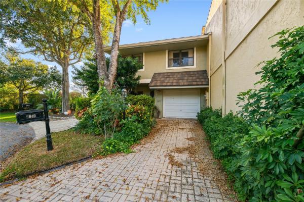 Brookhaven, 5640 Santiago Cir #5640, Boca Raton, Florida 33433, image 1