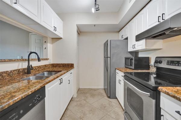 The Yacht Club On The Intracoastal, 103 Yacht Club Way #307, Hypoluxo, Florida 33462, image 2