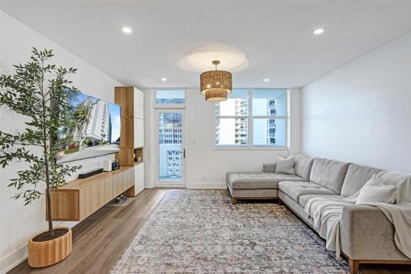 Galt Towers, 4250 Galt Ocean Dr #10C, Fort Lauderdale, Florida 33308, image 1