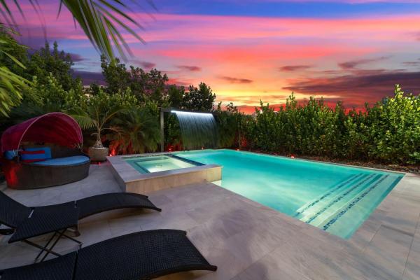 Oak Tree, 4458 Providence Way, Oakland Park, Florida 33309, image 1