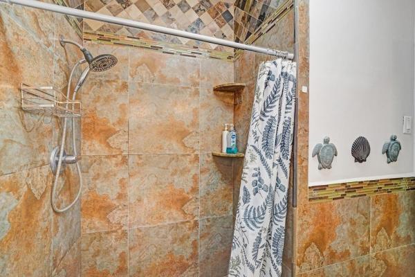 Aesthetic Apartments, 2000 Jackson St, Hollywood, Florida 33020, image 3