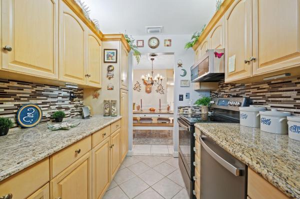 High Point Of Delray 1, 152 High Point Blvd, Delray Beach, Florida 33445, image 2