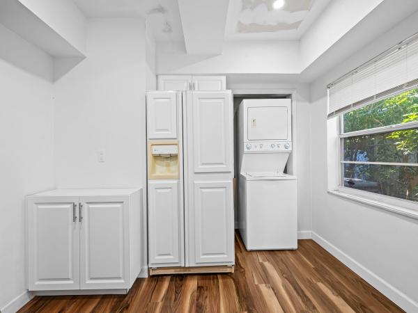 Middle River Park, 1640 NE 4th Pl, Fort Lauderdale, Florida 33301, image 1