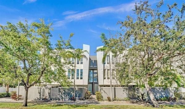 New Harbor Lofts, 703 SE 16th Ct, Fort Lauderdale, Florida 33316, image 1