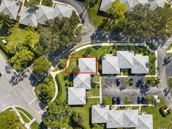 Club Cottages, 842 Club Dr, Palm Beach Gardens, Florida 33418, image 2