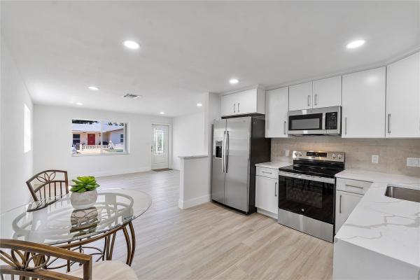 Mainlands Of Tamarac Lakes, 4918 NW 56th Ct, Tamarac, Florida 33319, image 1