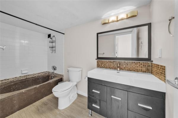 Oceanview Park, 1000 Parkview Dr #925, Hallandale Beach, Florida 33009, image 1