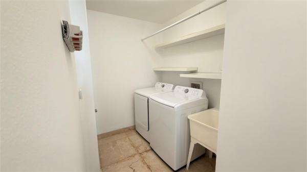 Valencia Grande, 642 Valencia Ave #305, Coral Gables, Florida 33134, image 1