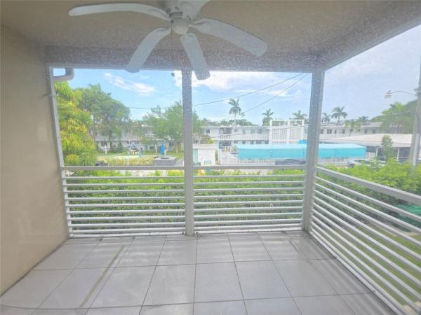 Venetian Park Gardens, 2131 NE 42nd Ct #209E, Lighthouse Point, Florida 33064, image 1